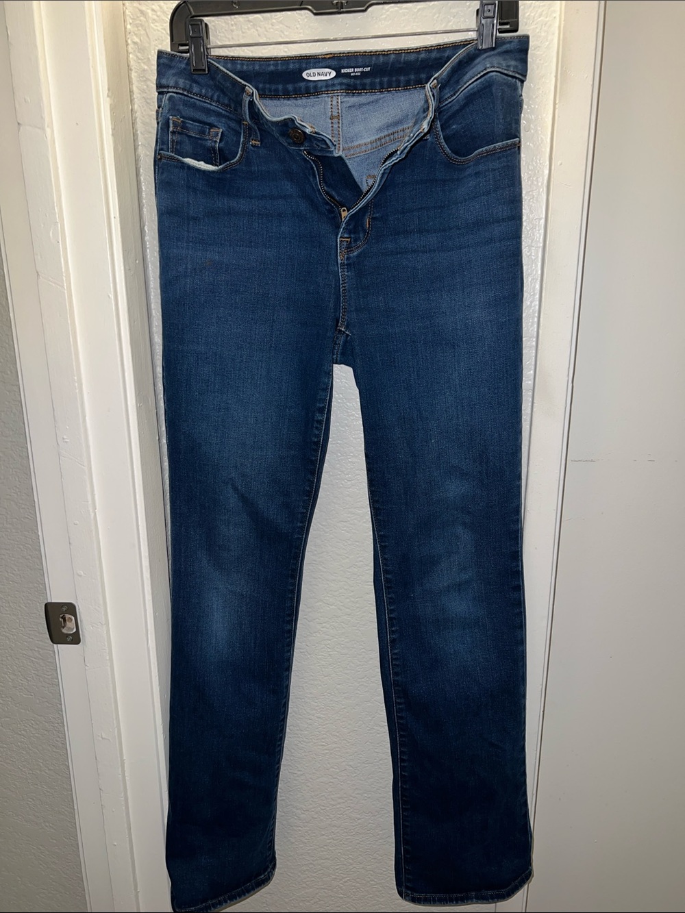 Old Navy Women’s Deep Indigo Straight-Leg Jeans